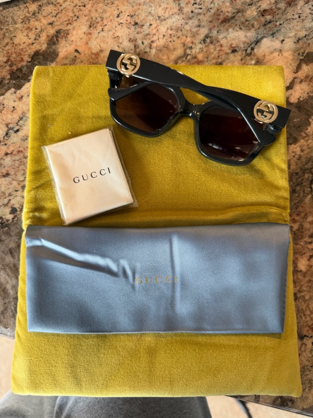 Gucci Sunglasses with gold chain